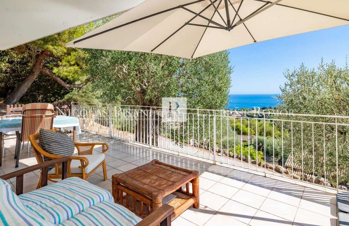 Maison à ROQUEBRUNE-CAP-MARTIN