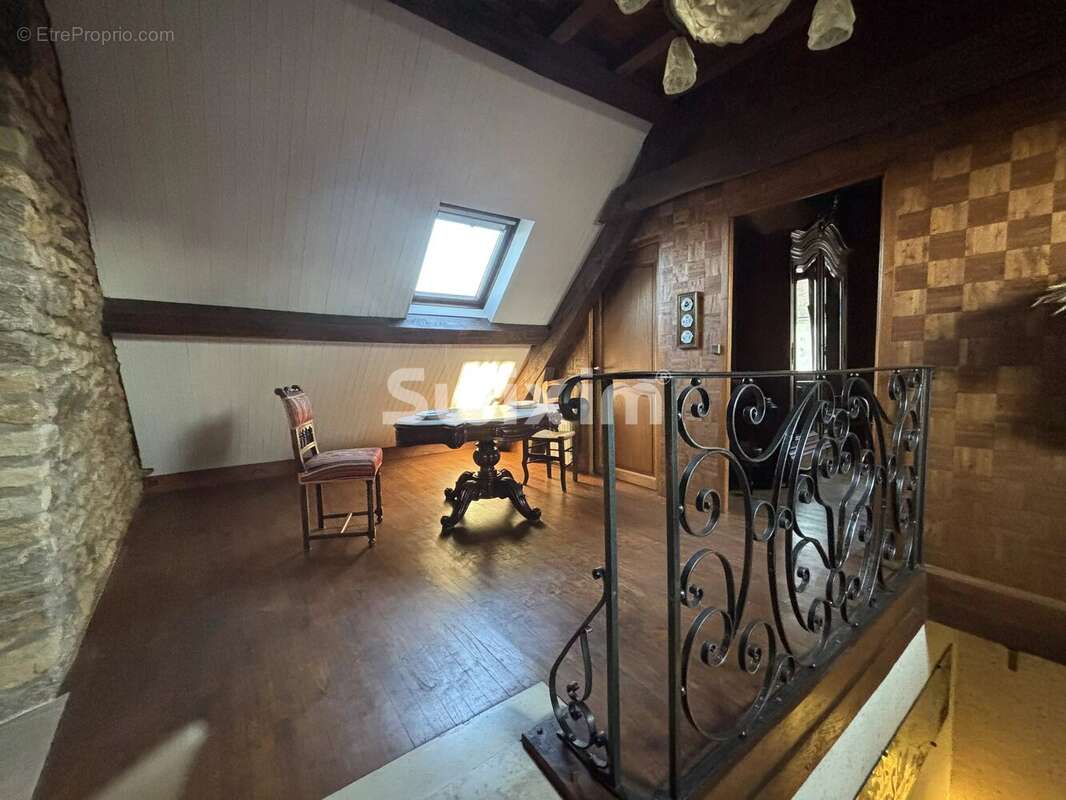 Maison à BAZOCHES