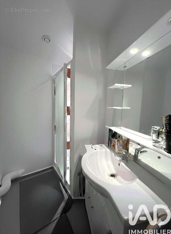 Photo 5 - Appartement à SALERNES