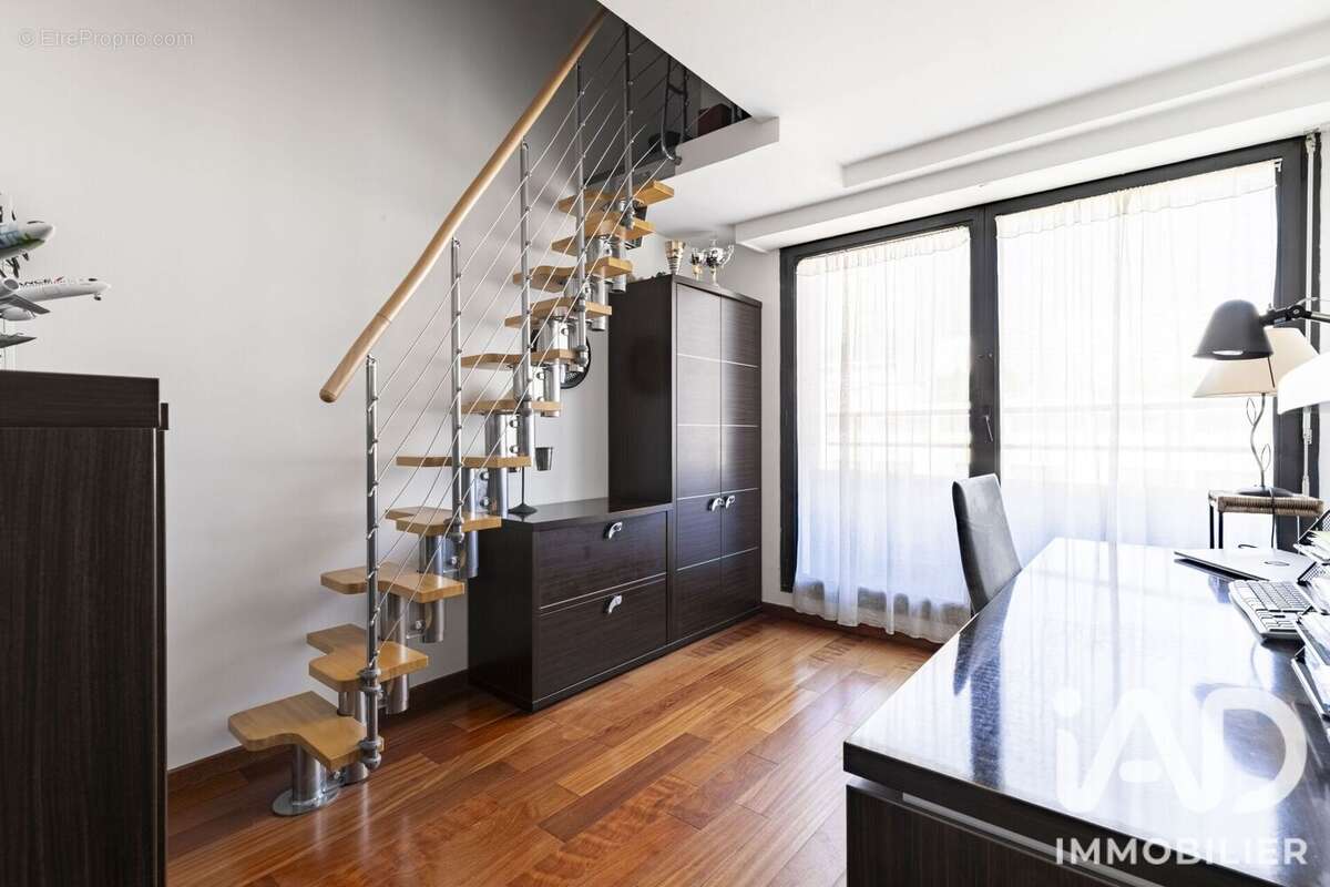 Appartement 102 m² à Puteaux  - photo 9