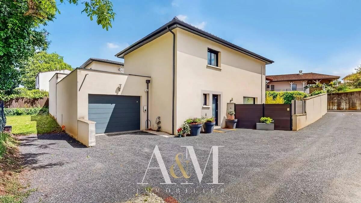Maison à ROCHETAILLEE-SUR-SAONE