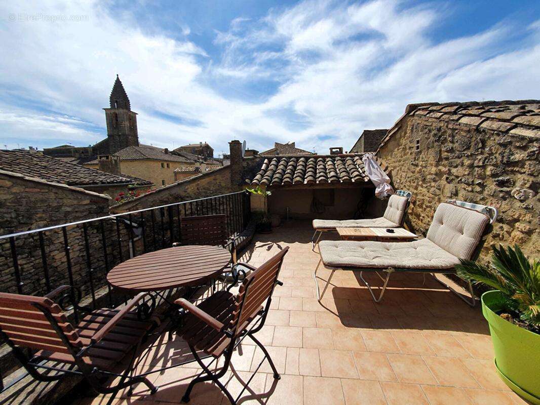 Maison à CASTILLON-DU-GARD