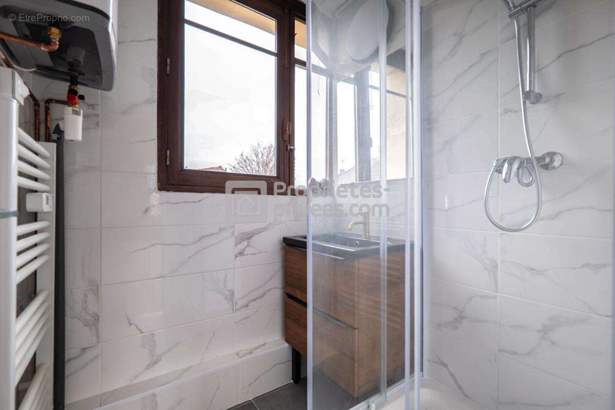 10% DE RENDEMENT BRUT! Appartement 4 pièces rénové de 57m² proche gare, Herblay Sur Seine - photo 13
