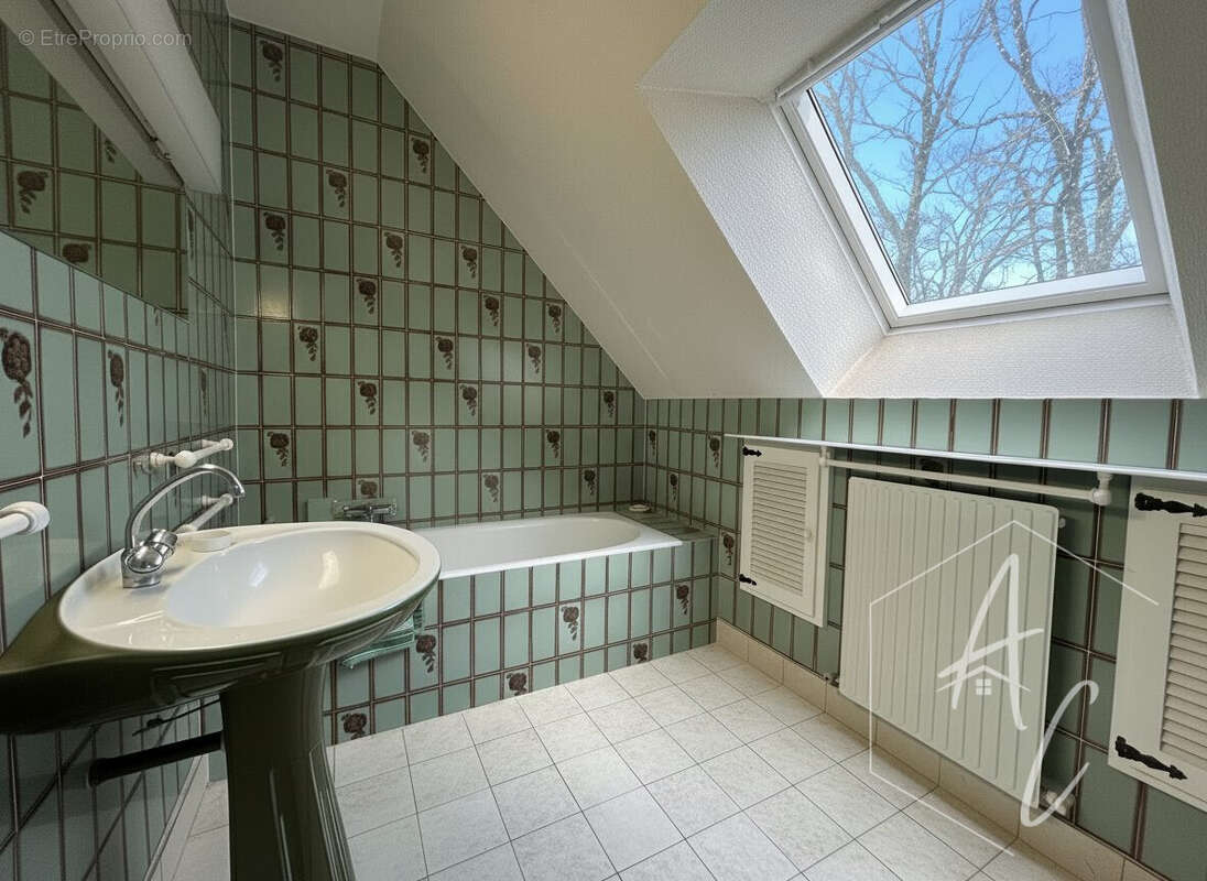 Maison à LA CHAPELLE-SUR-ERDRE