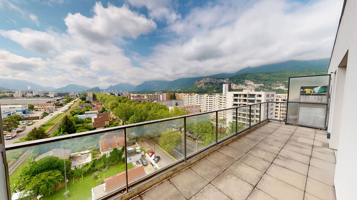 Appartement à ECHIROLLES