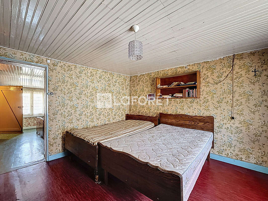 Maison à SAINT-MENGE