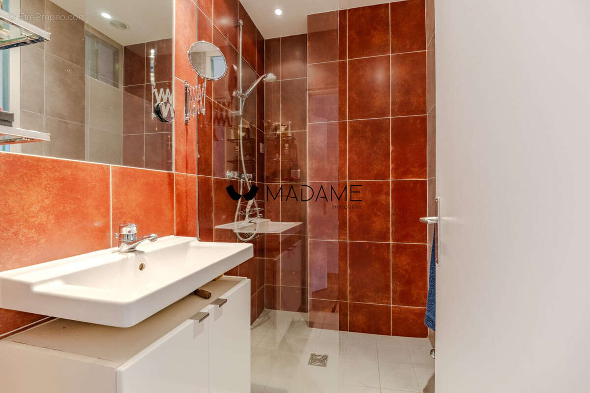 Appartement à MEYLAN