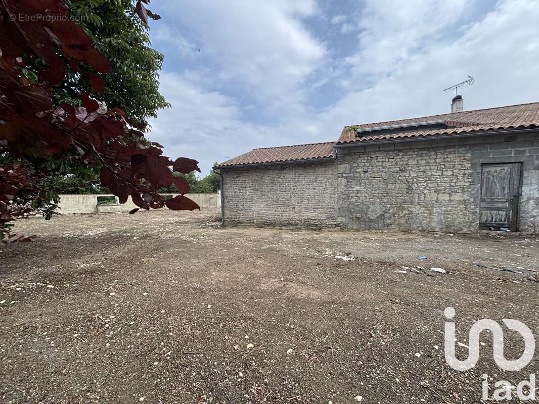 Photo 2 - Terrain à LE GUE-D&#039;ALLERE