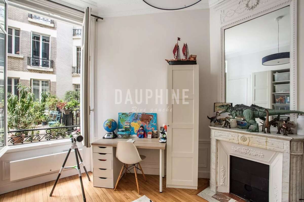 Appartement à PARIS-5E