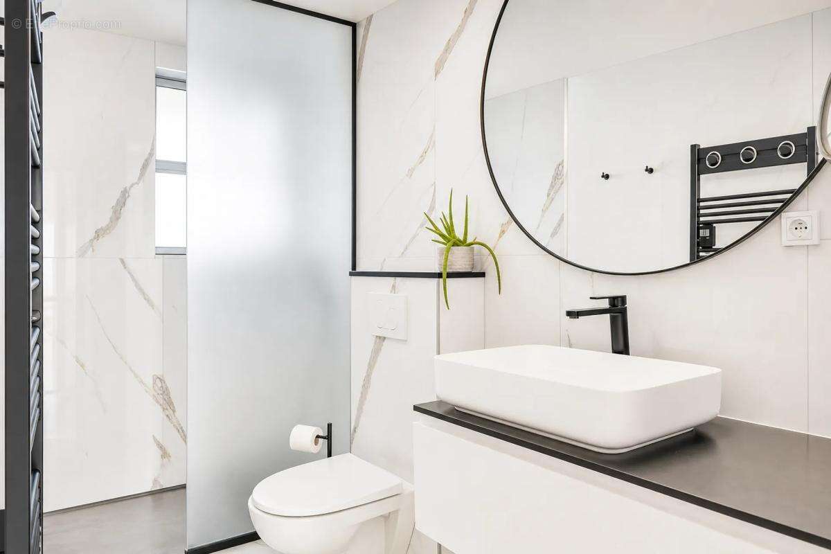 Appartement à VILLENEUVE-LOUBET
