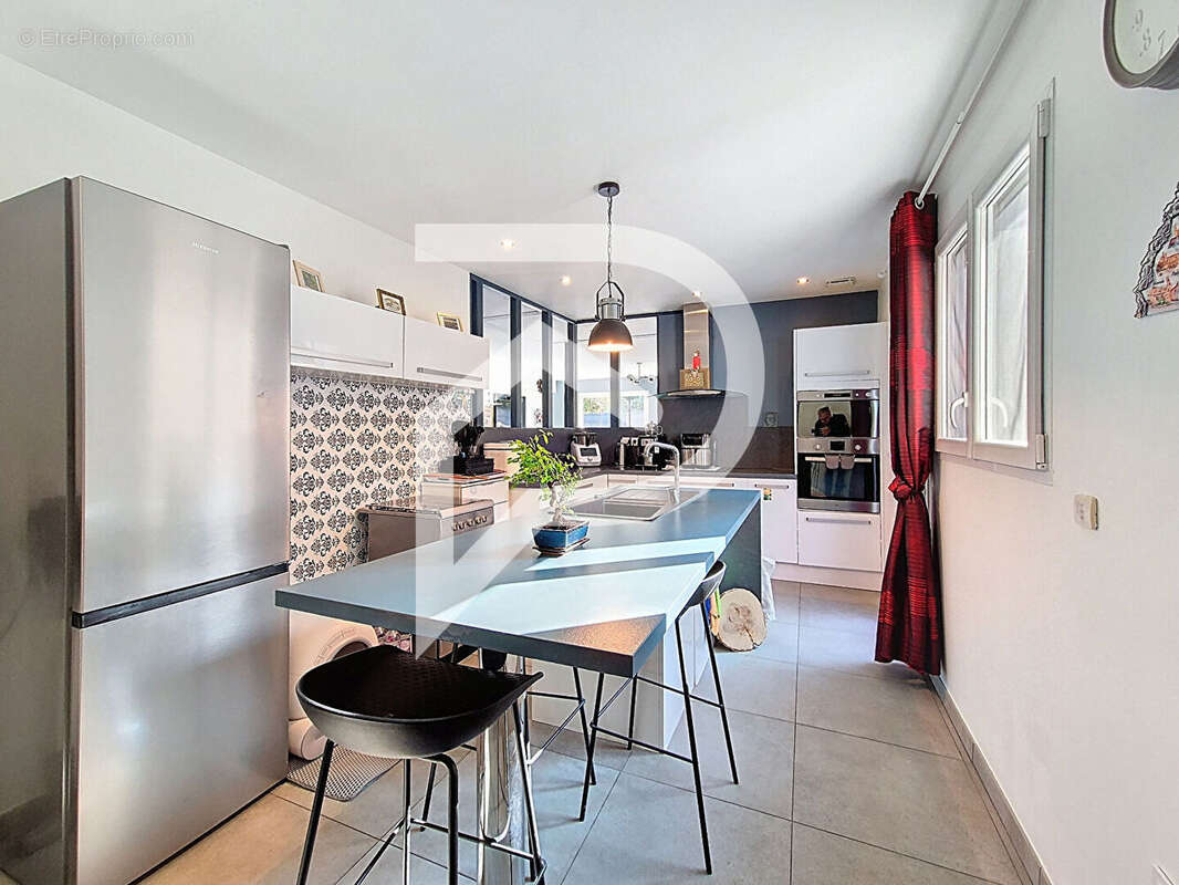 Maison à CHATEAUNEUF-DU-RHONE