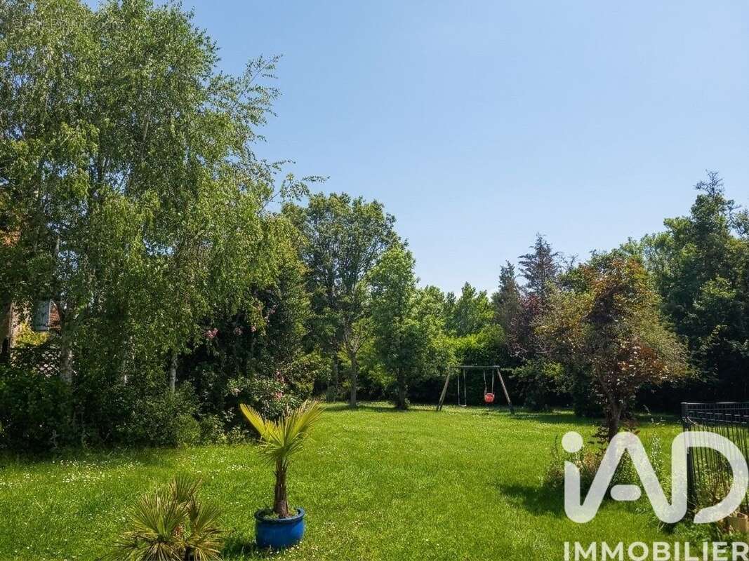 Maison 270 m² à Cavagnac  - photo 7