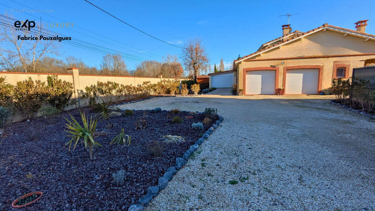 Maison à ROQUES