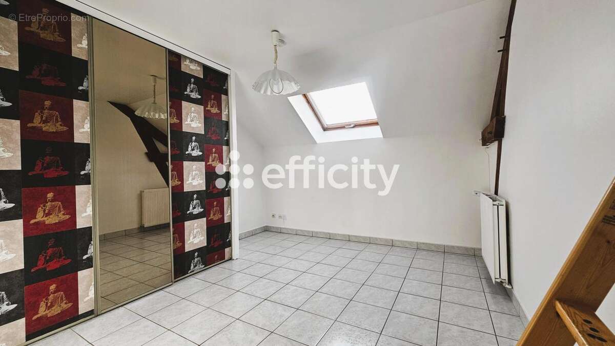 Appartement à DAMPMART
