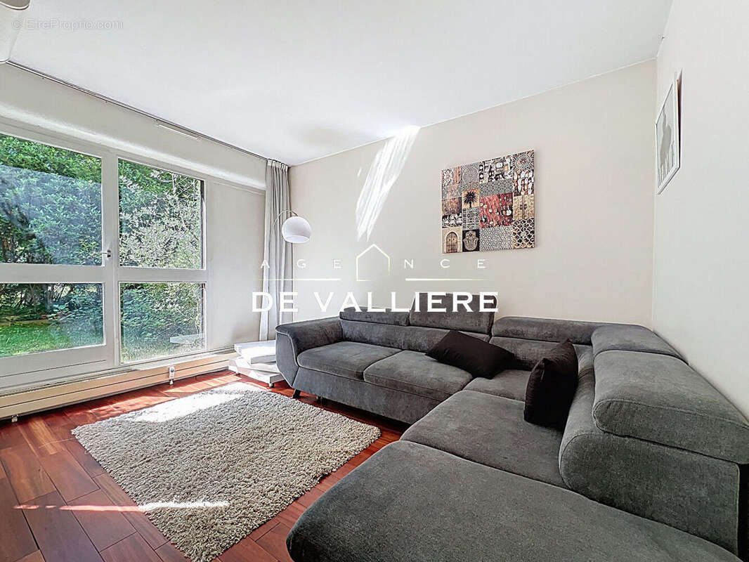 Appartement à NANTERRE