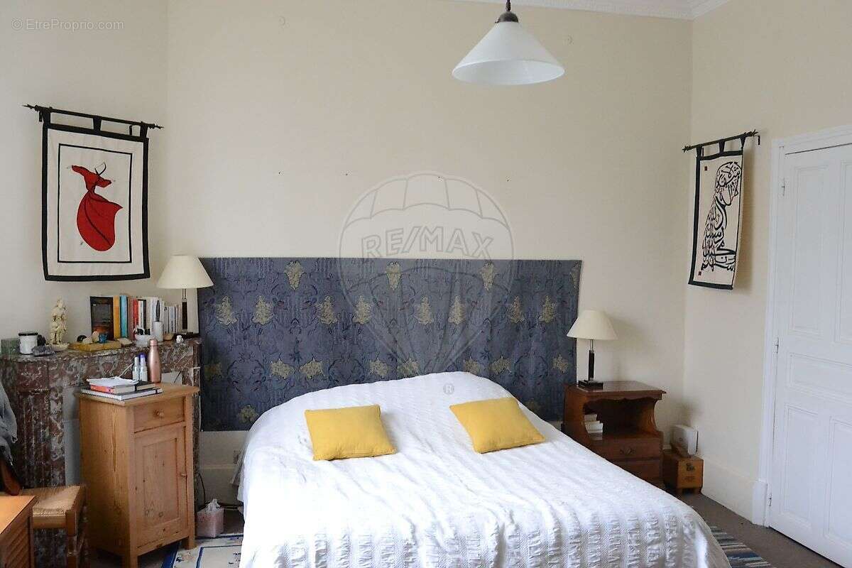 Maison à CERCY-LA-TOUR