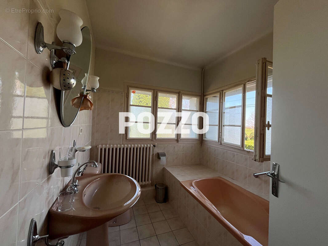 Maison à BEAUCHAMPS