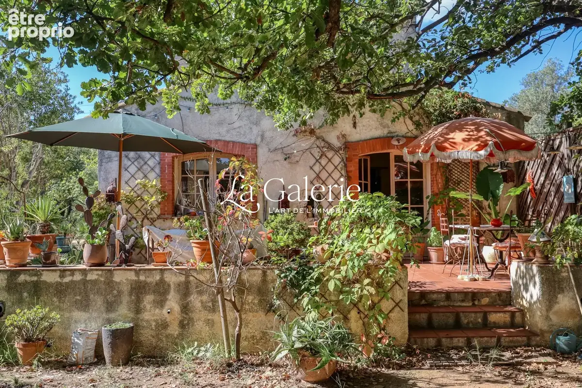 Maison 7 pièces 226 m² à vendre à Hyeres (83400) - photo 6