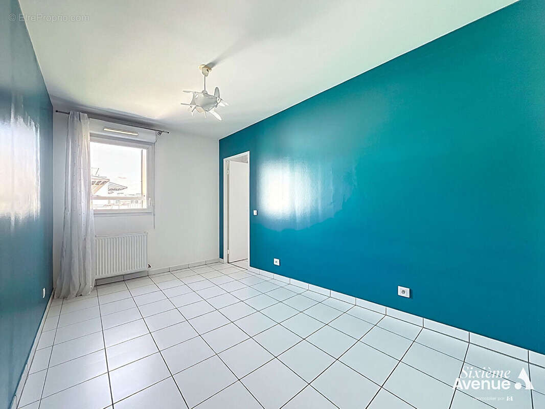 Appartement à SAINT-FONS