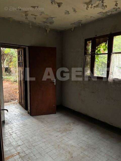 16 - Maison à NEUILLY-PLAISANCE