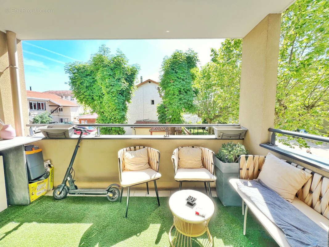 Appartement à SAINT-PRIEST
