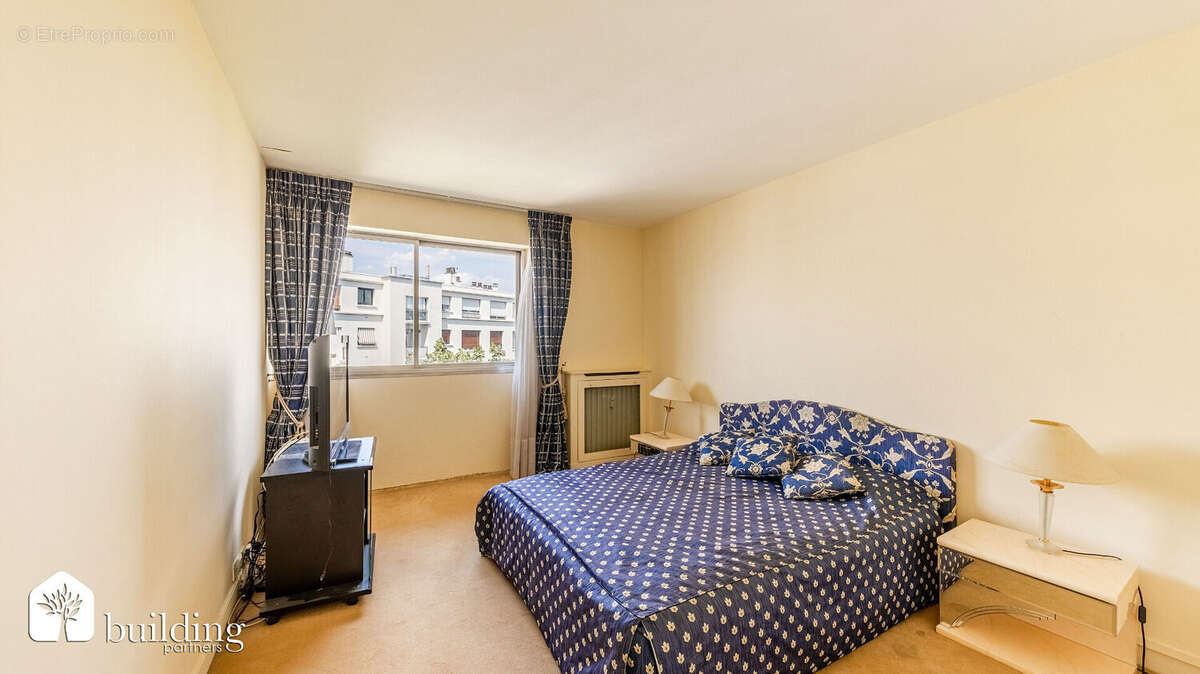Paris 16ème - Appartement 4 pièces de 85,21 m2 - photo 8