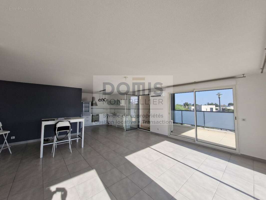 Appartement à LE CRES