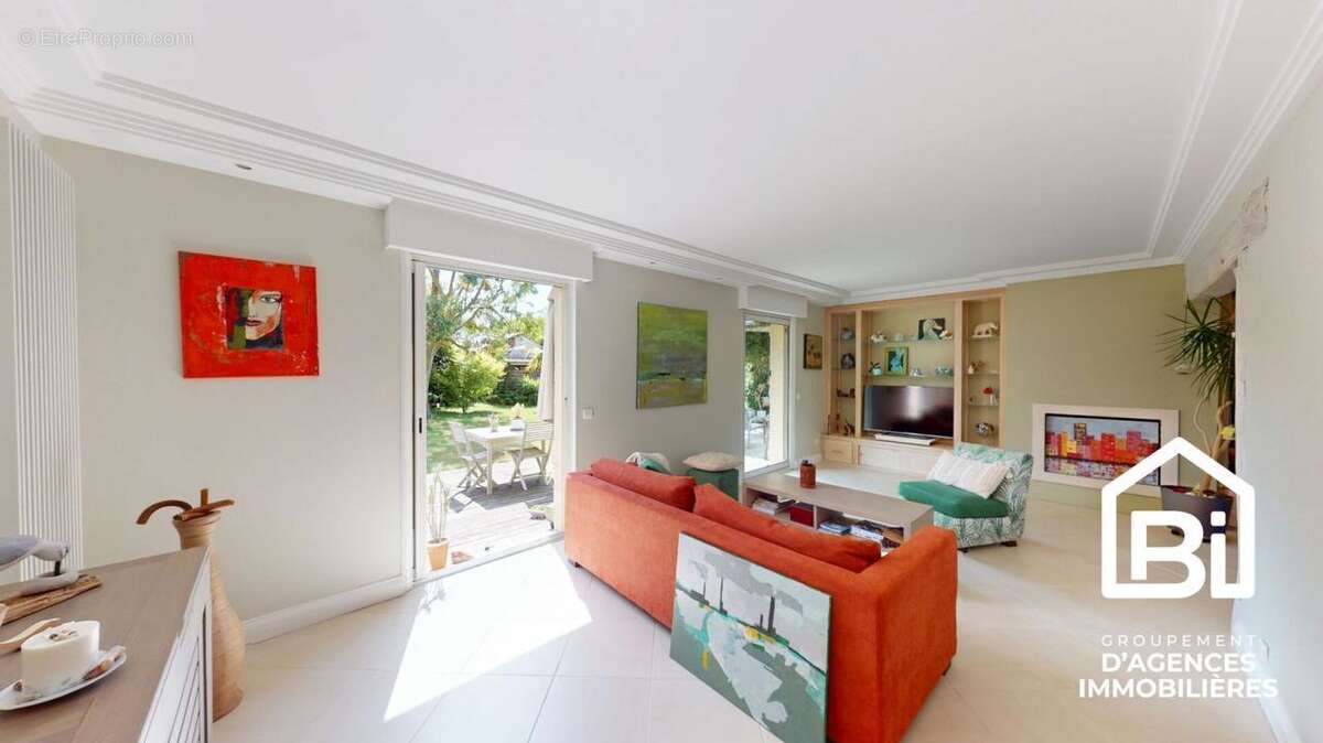 Maison à OUISTREHAM