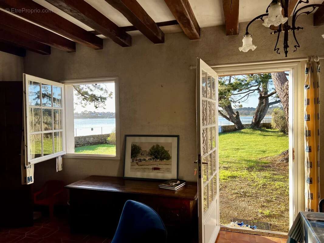 Maison à LARMOR-BADEN