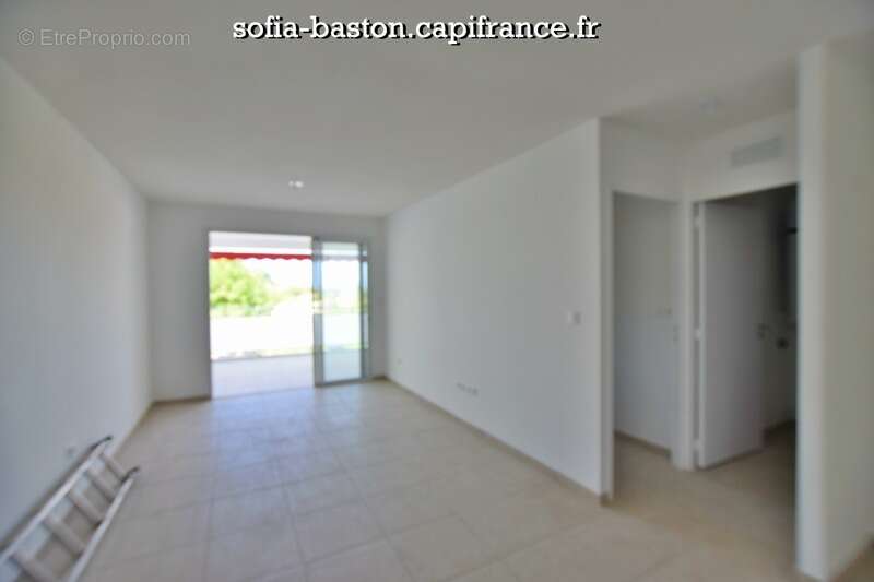 À vendre – T2 39 m² + varangue 19,82 m² – Les Trois-Îlets (972) – Anse à l’Âne Plage - photo 4