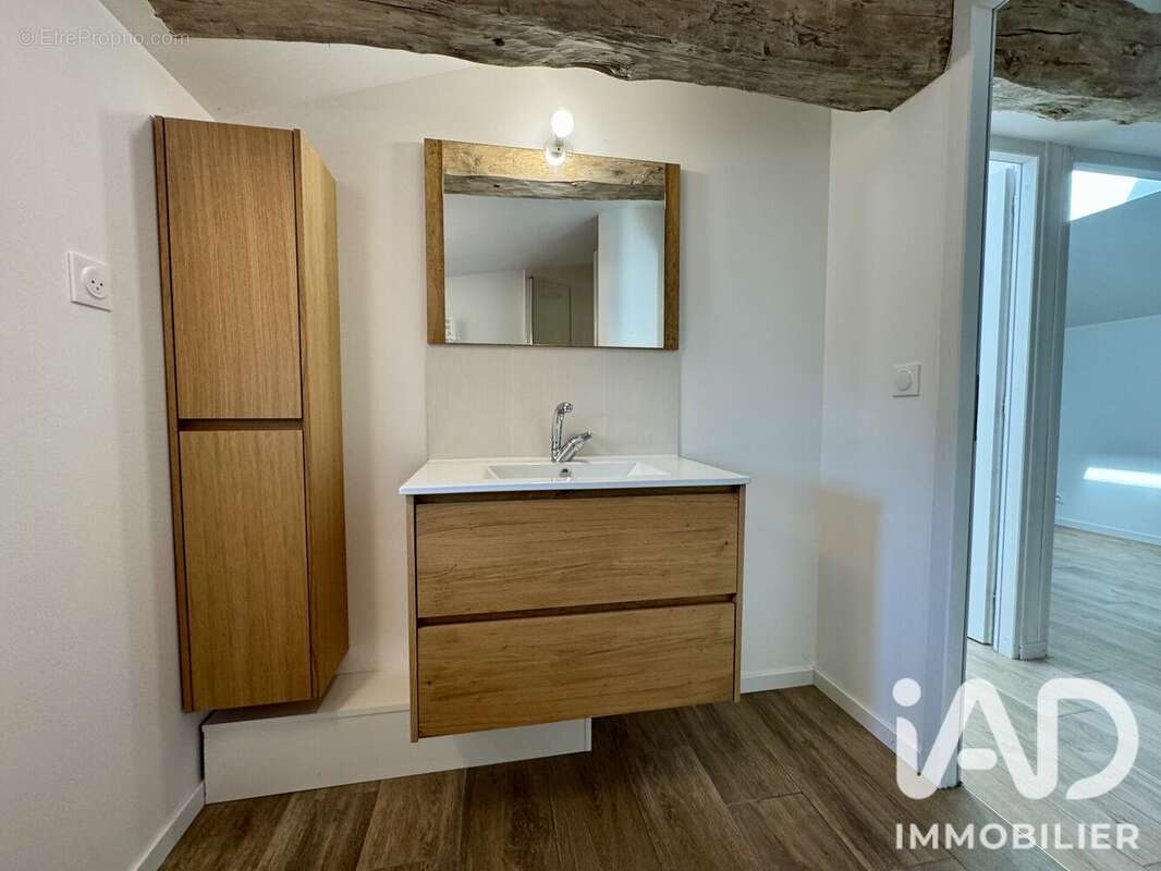 Maison 93 m² à Saint-Genis-De-Saintonge  - photo 7