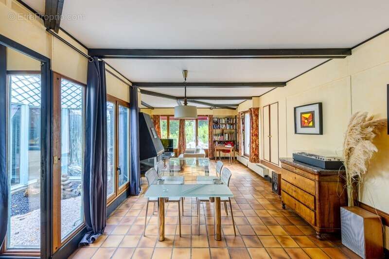 Maison à FREMAINVILLE