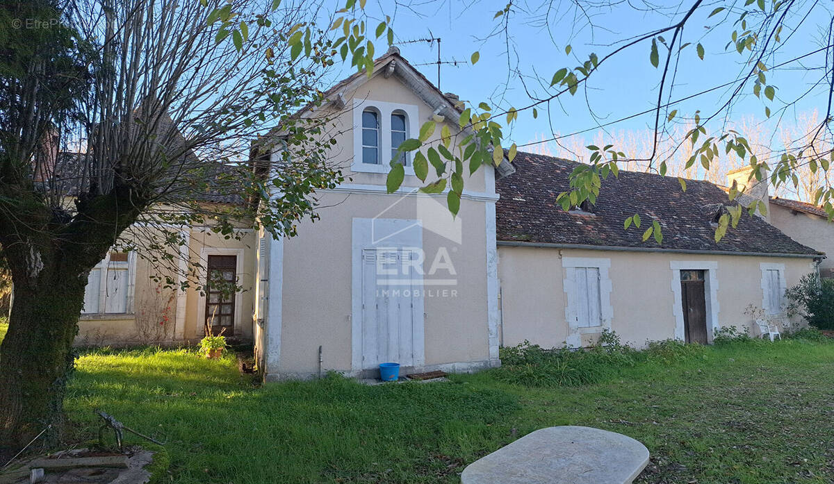 Maison à MONTPON-MENESTEROL