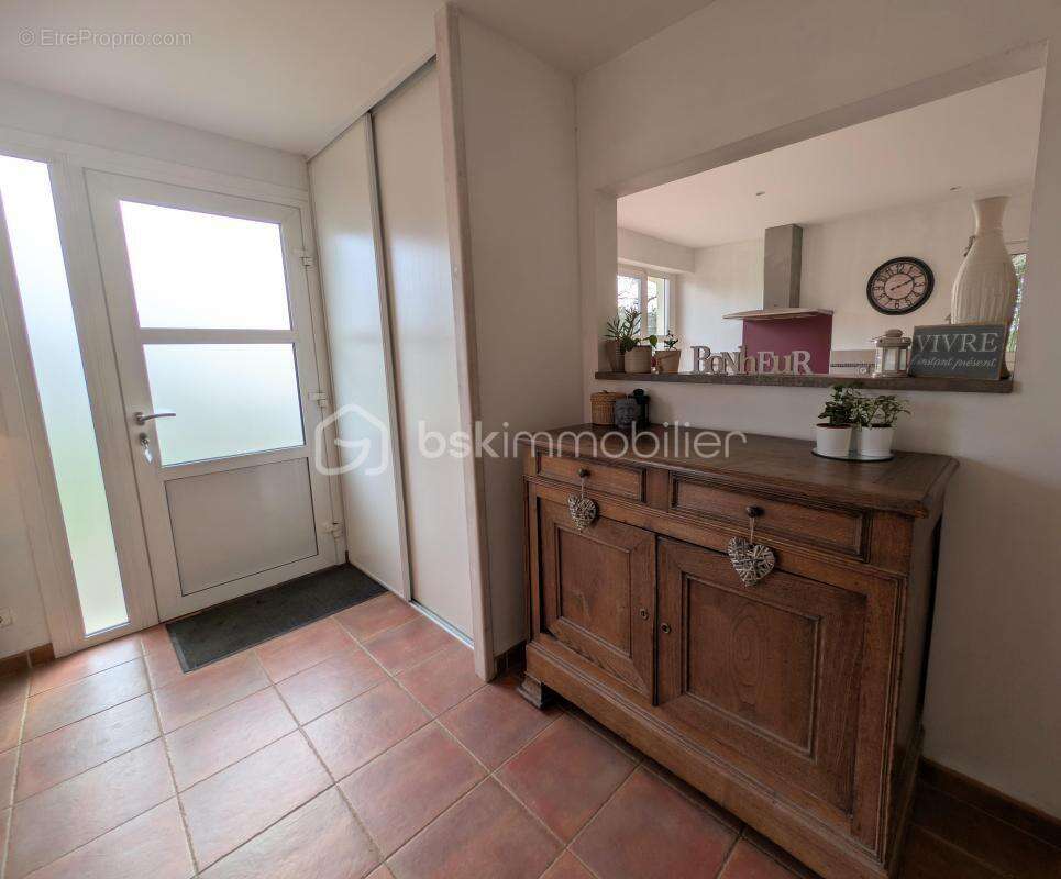 Maison à SAINT-JULIEN-DE-CONCELLES