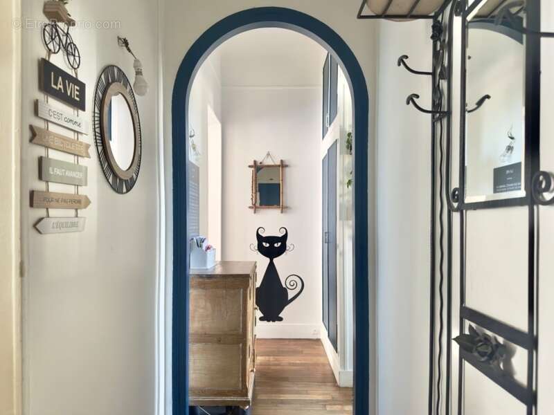 Appartement à LA GARENNE-COLOMBES