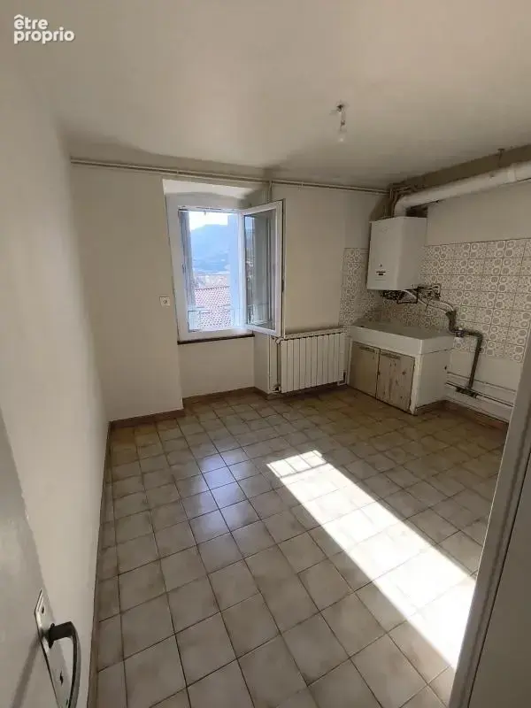 Appartement T3  8 rue Elise Arnal Sabde à MILLAU - photo 10