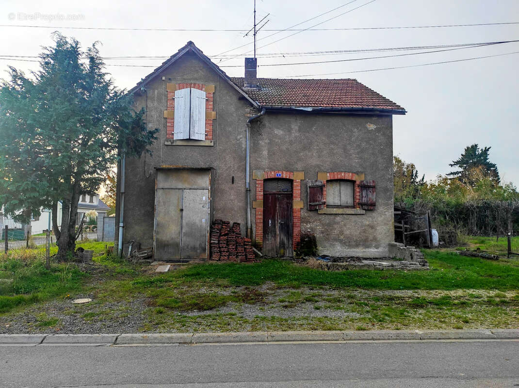 Maison à LONGUYON