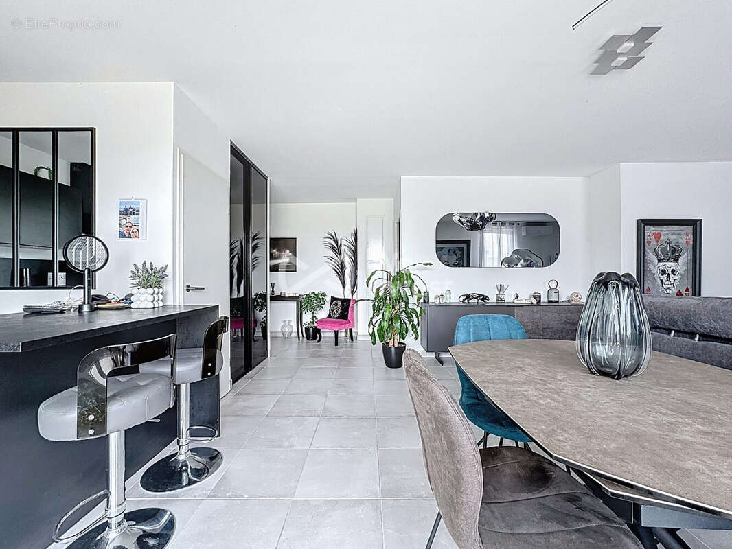 Appartement à VENDARGUES