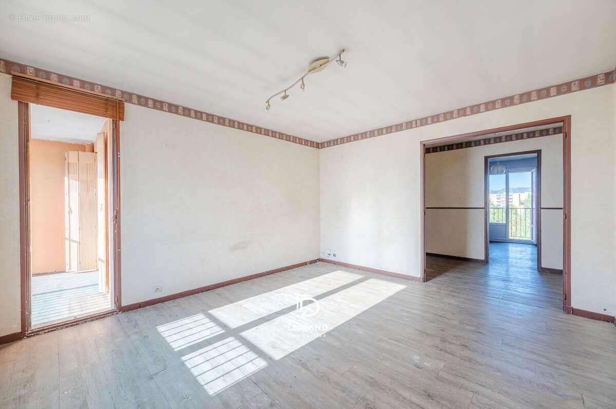 Appartement à MARSEILLE-10E