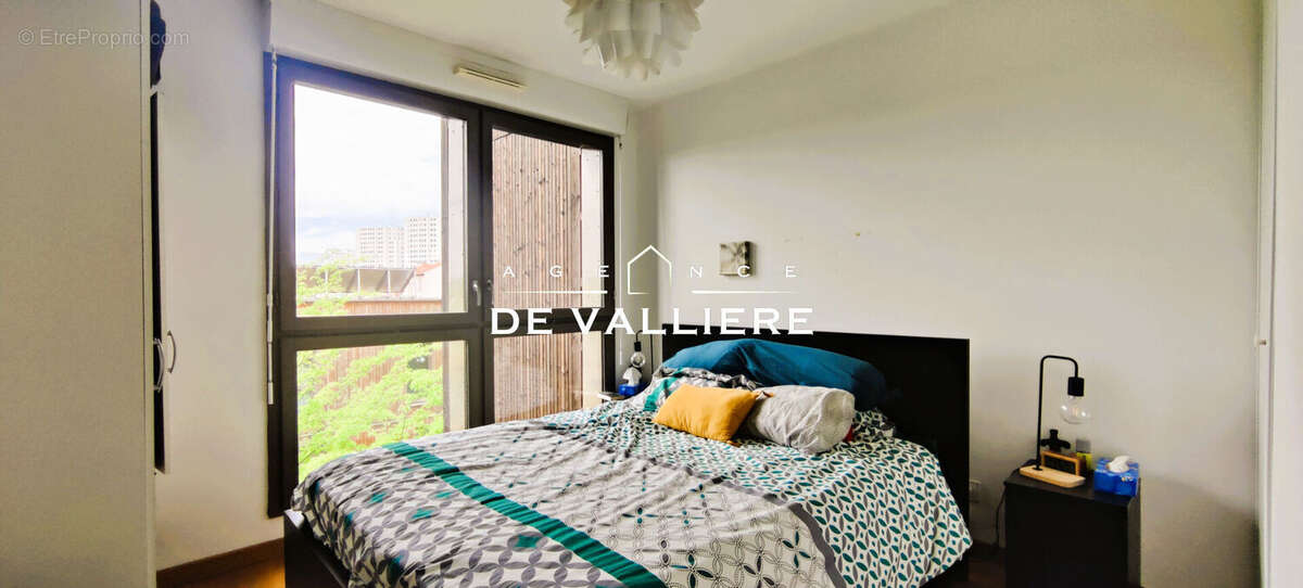 Appartement à NANTERRE