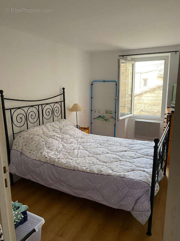 Appartement à ROBION