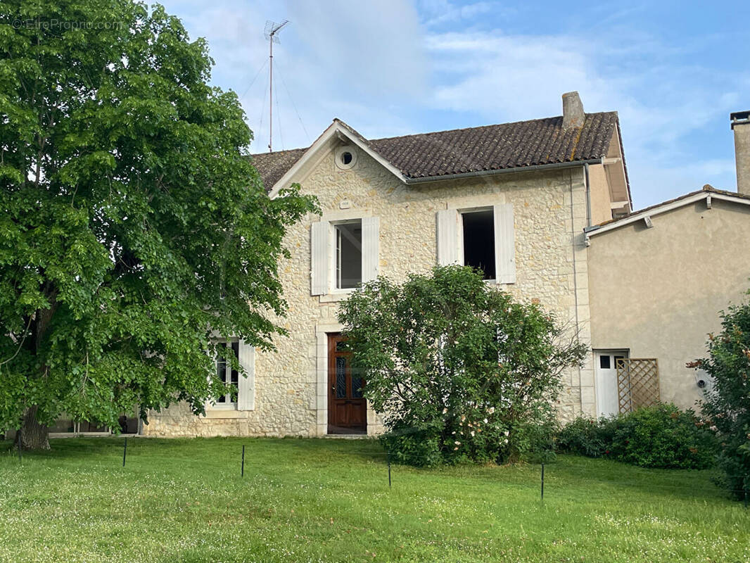 Maison à SAINTE-FOY-LA-GRANDE