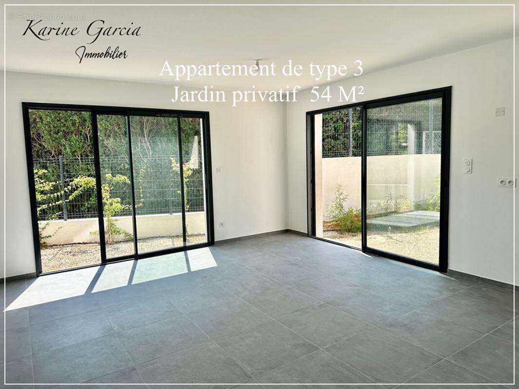 Appartement à SIX-FOURS-LES-PLAGES