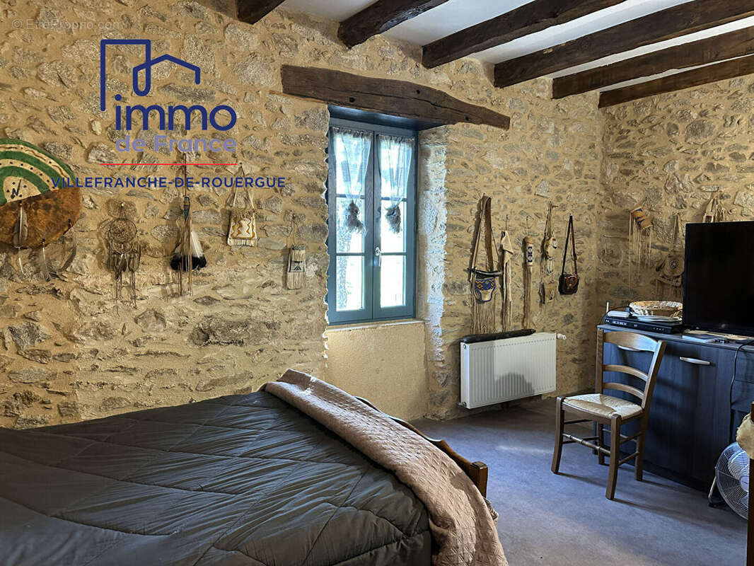 Maison à RIEUPEYROUX