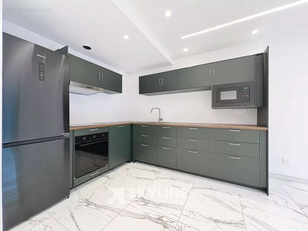 Appartement à MARSEILLE-1E