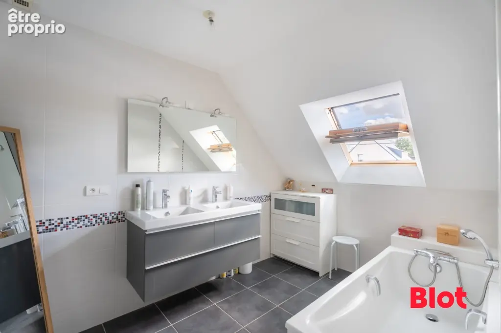 Maison 5 pièces 106 m² à vendre à Ploeren (56880) - photo 9
