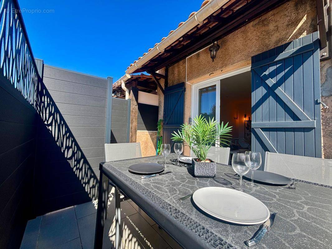 Appartement à SANARY-SUR-MER