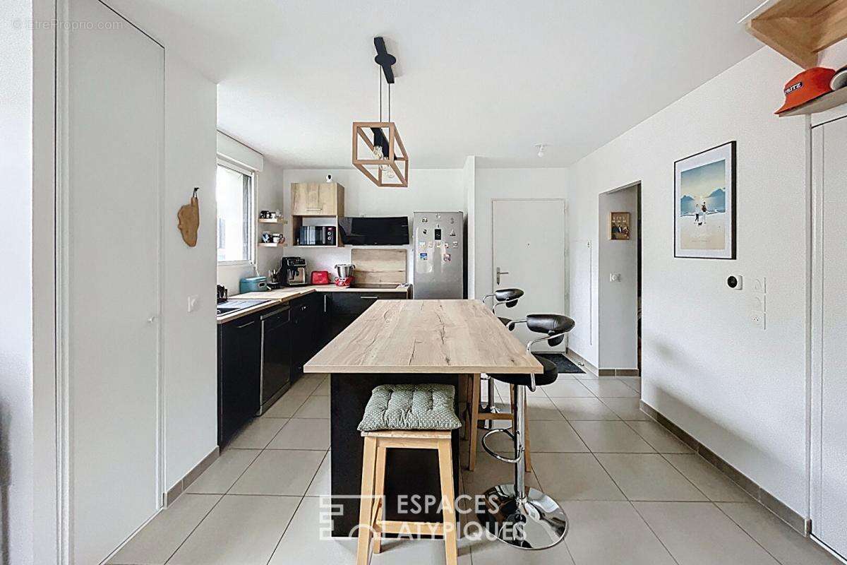 Maison à VILLENAVE-D&#039;ORNON