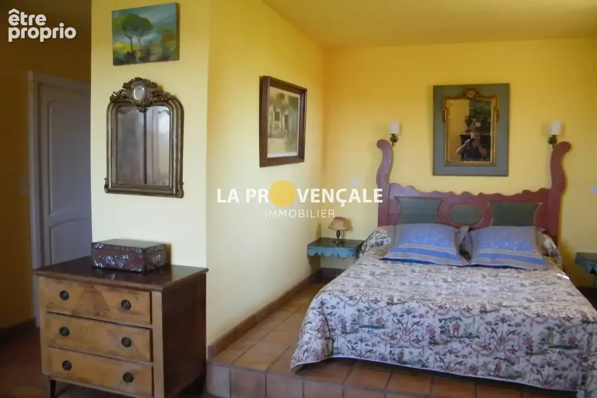 Maison 6 pièces 225 m² à vendre à Fuveau (13710) - photo 9
