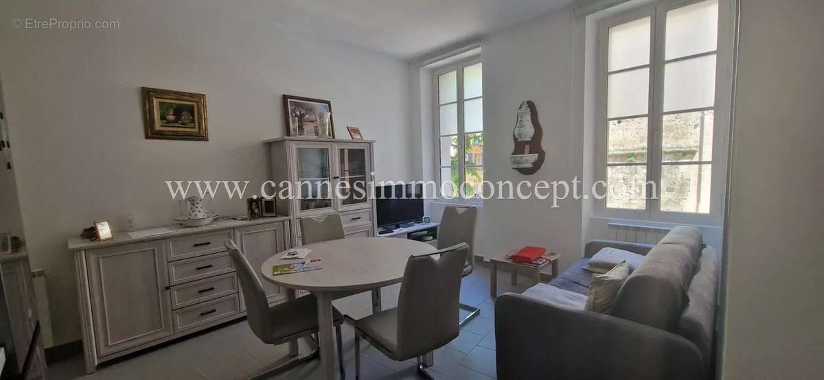 Appartement à BARJOLS